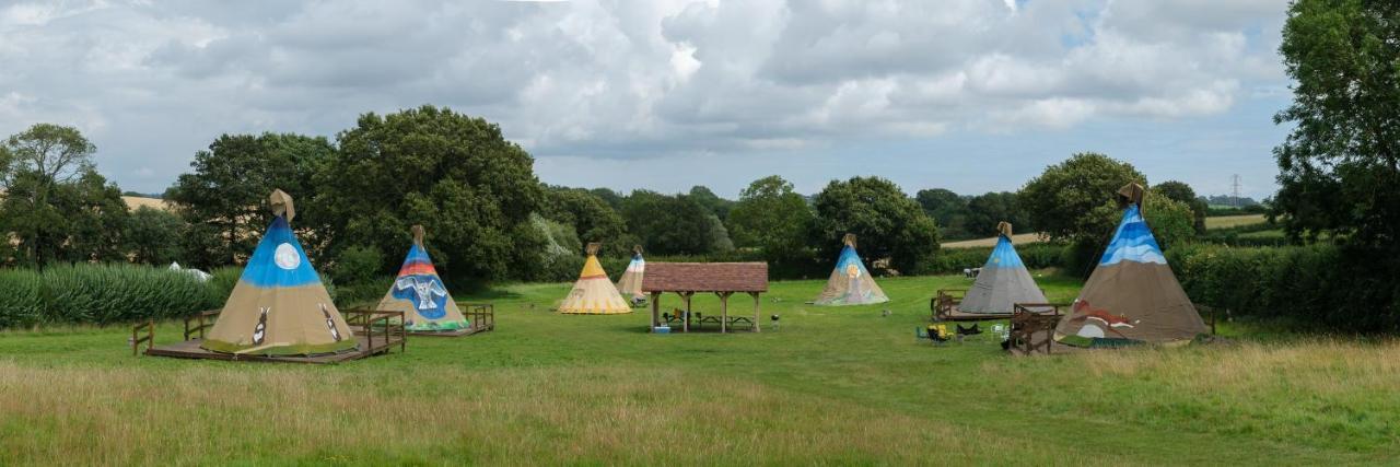 Big Sky Tipi Holidays Wartling Exterior photo