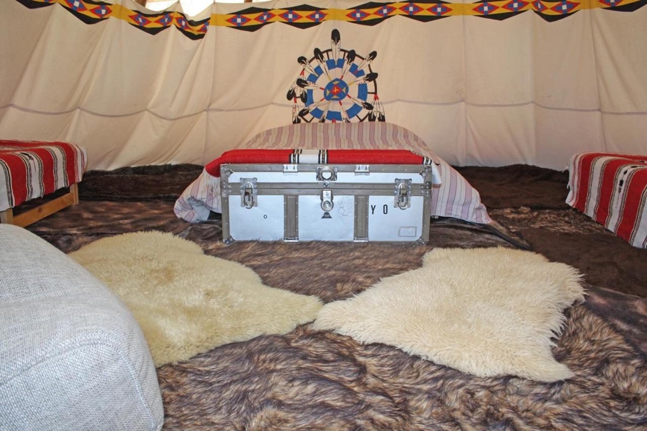 Big Sky Tipi Holidays Wartling Exterior photo