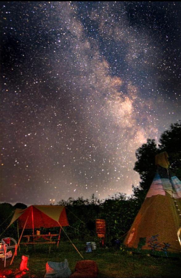 Big Sky Tipi Holidays Wartling Exterior photo